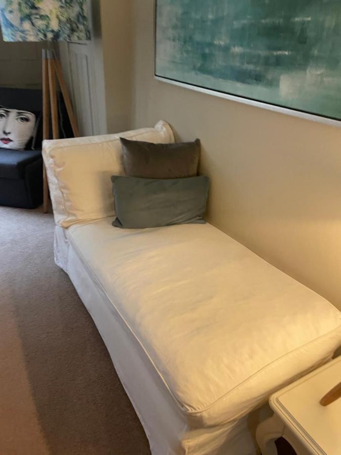 Апартаменты Chic 2b Centre Flat & Patio , Close To Castle